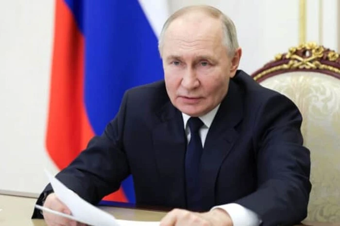 Rosja atakuje Ukrainę 'szachetem'. Putin ignoruje zawieszenie broni?