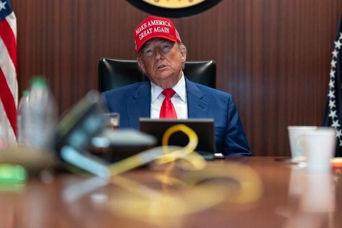 О чем беспокоился Трамп перед ударами по Ирану: подробности от CNN