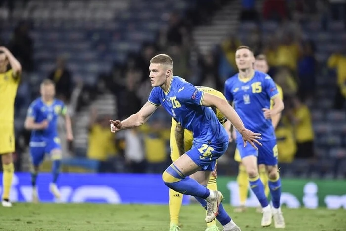 Dovbyk's agent reacted to rumors that 'Roma' wants to sell the Ukrainian