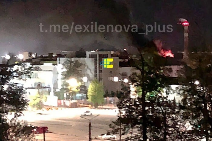 Завод з виробництва боєприпасів під атакою