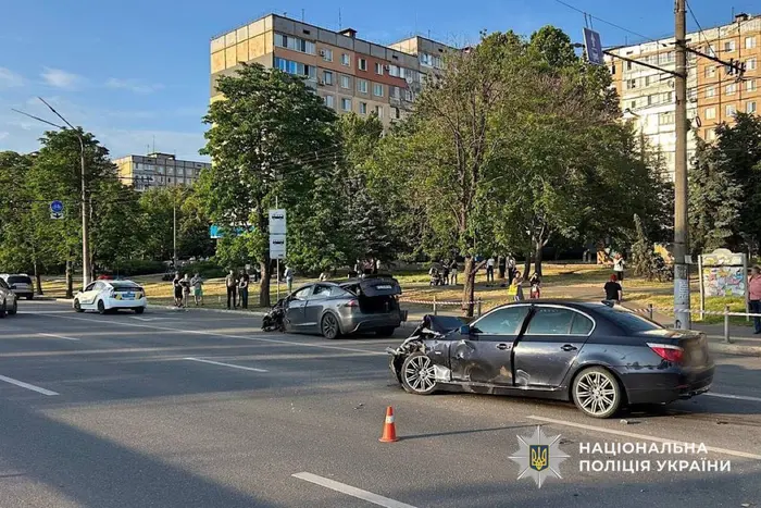 In Kryvyi Rih ereignete sich ein tödlicher Unfall mit vier Autos (Video)