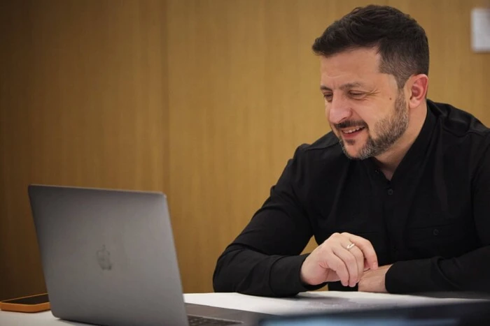 Zelenskyy spoke with FIFA president Infantino and Shevchenko