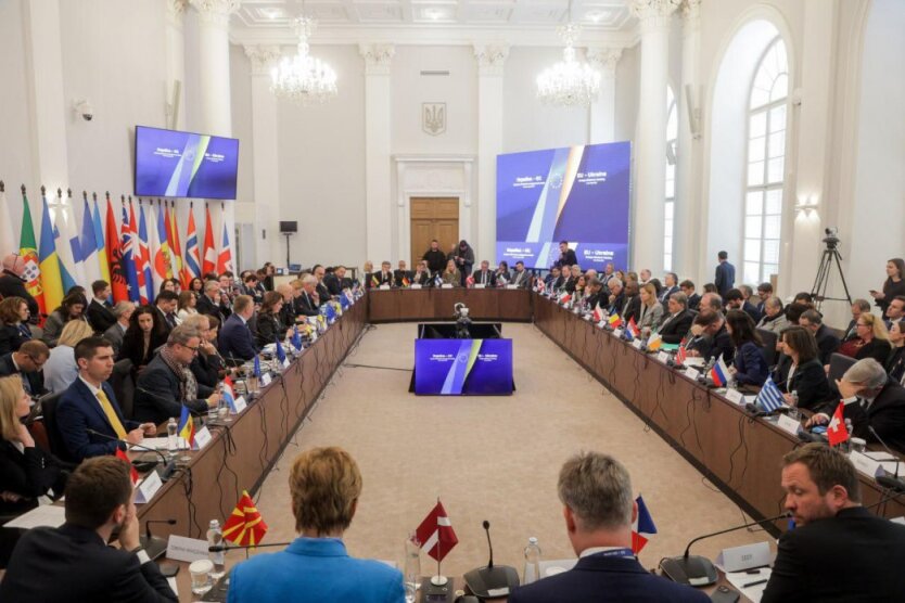 Russland wird für den Krieg zur Rechenschaft gezogen: Wichtige Entscheidung über die Schaffung eines internationalen Tribunals beschlossen