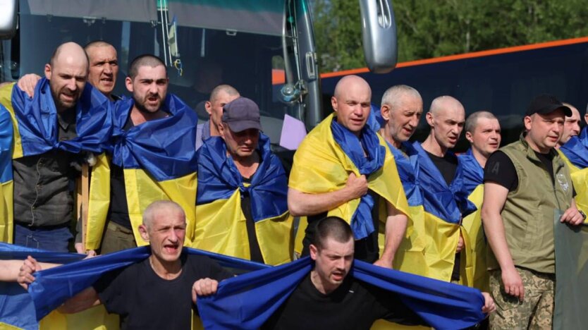 Die Ukraine hat den Austausch von Gefangenen fortgesetzt: Selenskyj berichtete über die Rückkehr schwer verletzter Verteidiger