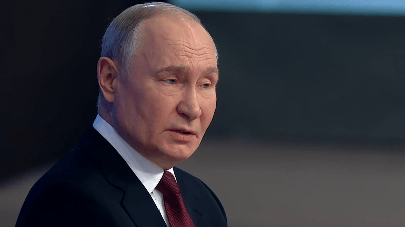 Путин хочет устроить цифровое рабство для иностранцев