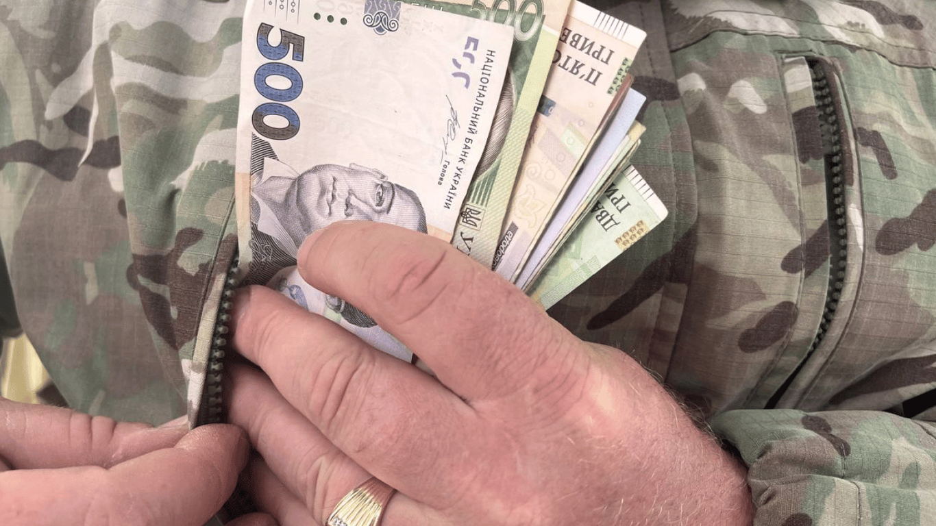 Zahlungen an die Streitkräfte der Ukraine — auf was können sich die Soldaten im Herbst freuen