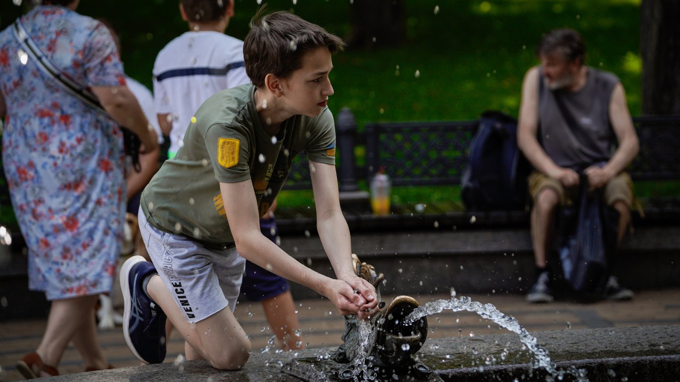 Meteorologen schockieren mit Prognose — welche Temperaturen morgen erwartet werden
