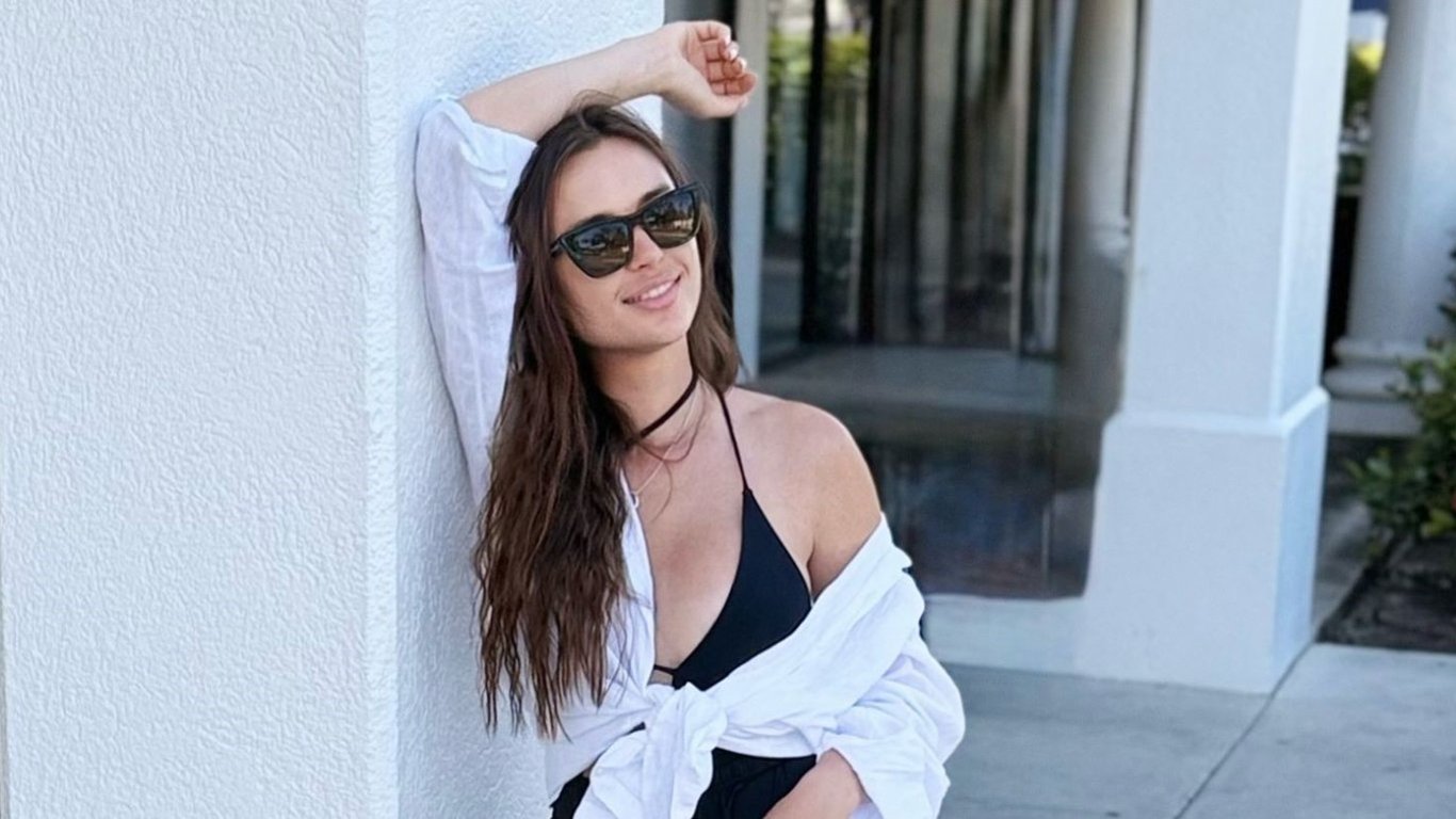 Die Frau von Krivtsov zeigte sich im Bikini - Foto