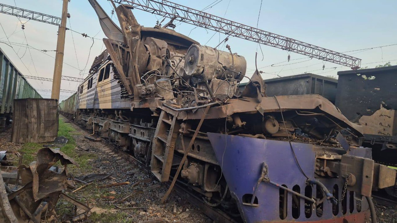 Die Russen haben zum zweiten Mal innerhalb eines Tages die Eisenbahn angegriffen - was sind die Folgen
